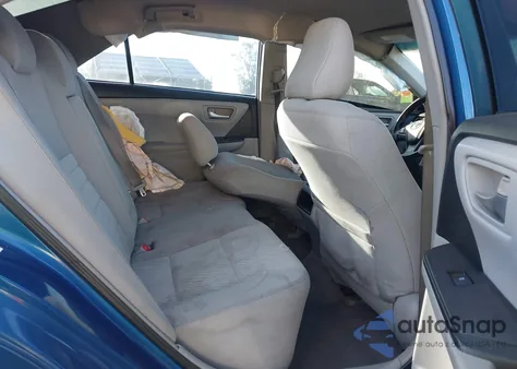 2015 Toyota Camry Le z USA, uszkodzony, nr VIN 4T4BF1FK0FR451017